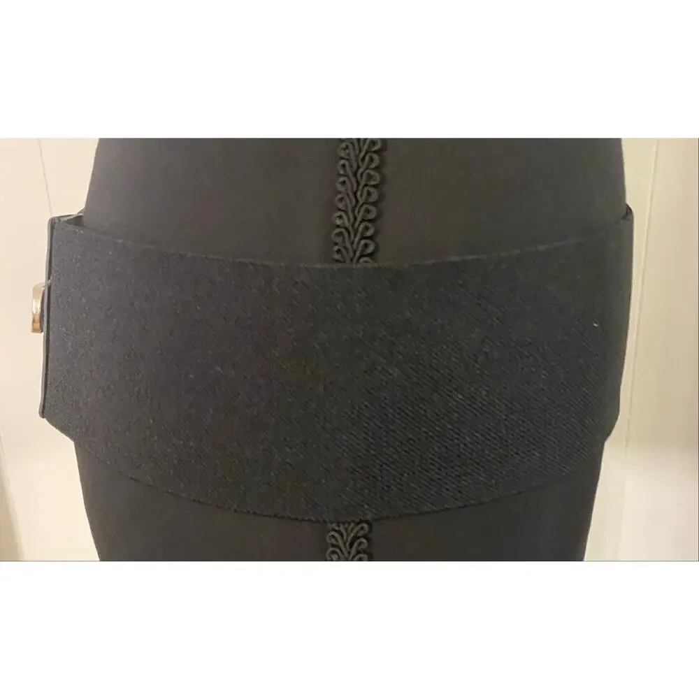 Unbranded statement black